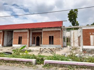 Desain Apik Rumah Klasik dengan Pintu Gebyok Harga 250 Jt-an di Prambanan