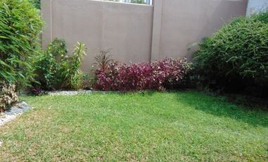 4 Bedrooms Bungalow House near Redemptorist Cebu