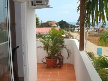 Se Vende Casa Cerca del Mar en Ballenita