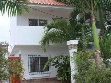 Se Vende Casa Cerca del Mar en Ballenita
