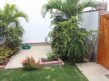 Se Vende Casa Cerca del Mar en Ballenita