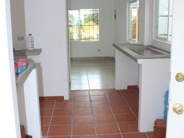 Se Vende Casa Cerca del Mar en Ballenita