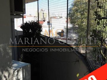 DEPARTAMENTO de 3 Ambientes al FRENTE  *Sobre Avda. BRASIL*