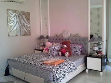 Rumah Palm Beach Pakuwon City , Strategis, Furnish