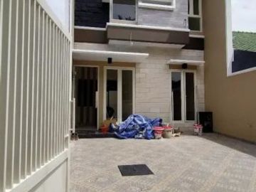 Rumah Rungkut Menanggal Harapan STRATEGIS, BARU GRESS