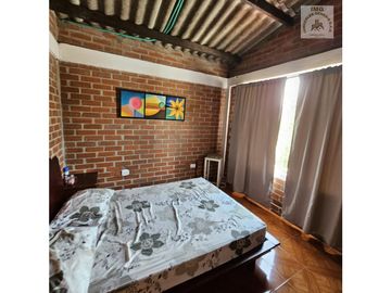 ref 887a pavas/L. CRUZ