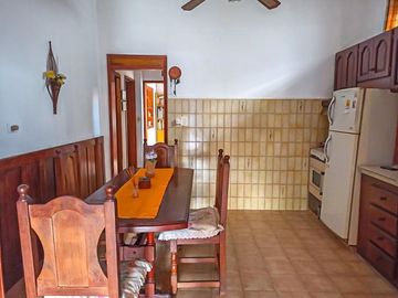 Casa con Departamento en venta en Villa Club