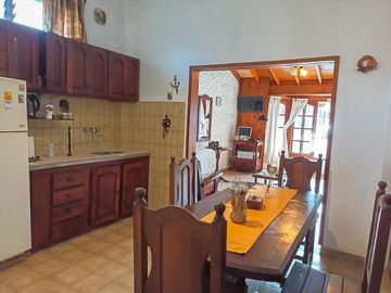 Casa con Departamento en venta en Villa Club