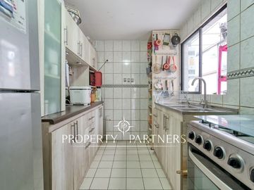 CÓMODA CASA EN BARRIO CERRADO. PEÑALOLÉN