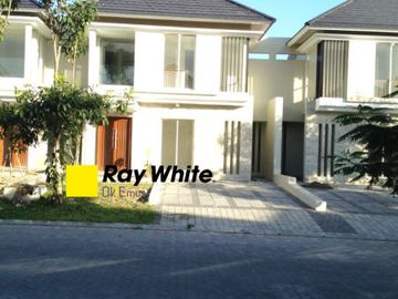 Dijual Rumah Baru Murah Greenhill Citraland , Surabaya