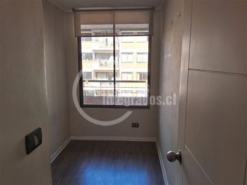 54 m2. 2 dormitorios. 2 baños. metro Toesca