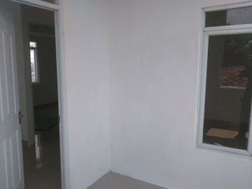 Dijual rumah murah siap huni dekat stasiun Bekasi kota bekasi