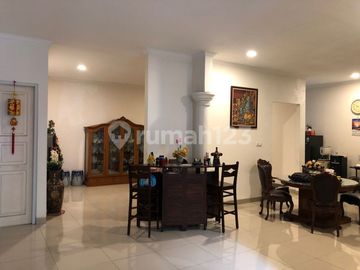 Dijual Cepat Rumah di Cluster Alicante Gading Serpong