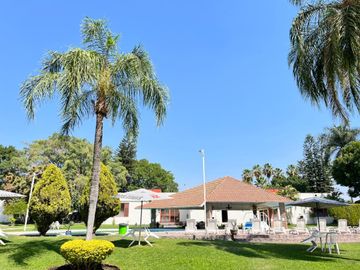 A un paso del Lago de Tequesquitengo