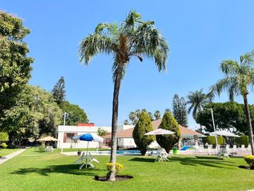 A un paso del Lago de Tequesquitengo