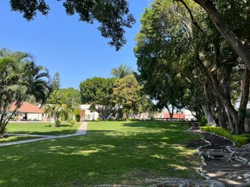 A un paso del Lago de Tequesquitengo