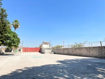 A un paso del Lago de Tequesquitengo