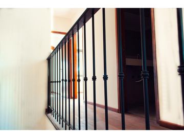 VENTA CASA. CONDOS UGARTECHE, FISHERTON, ROSARIO. U$S 240.000