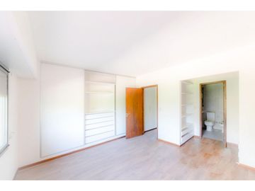 VENTA CASA. CONDOS UGARTECHE, FISHERTON, ROSARIO. U$S 240.000