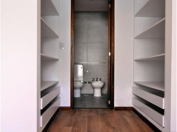 VENTA CASA. CONDOS UGARTECHE, FISHERTON, ROSARIO. U$S 240.000
