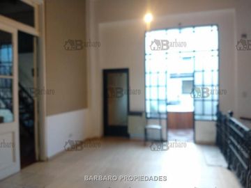 BARBARO VENDE DEPTO EN SAN MARTIN CENTRO
