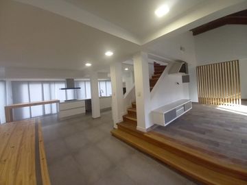 Neuquen. Alquiler (VENTA-PERMUTA) Casa Nivel Gerencial Barrio Santa Genoveva