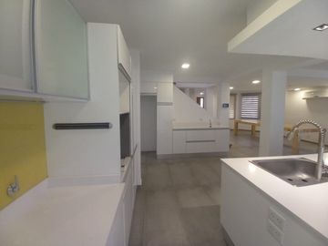 Neuquen. Alquiler (VENTA-PERMUTA) Casa Nivel Gerencial Barrio Santa Genoveva