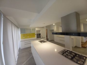 Neuquen. Alquiler (VENTA-PERMUTA) Casa Nivel Gerencial Barrio Santa Genoveva