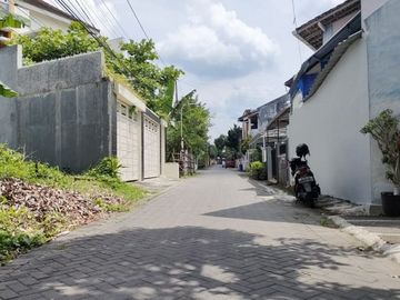 Tanah Pekarangan 190 Meter Kawasa Kost di Jalan Wahid Hasyim
