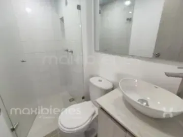 apartamento en arriendo en cimarrona. Cod A72251
