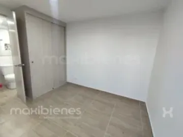 apartamento en arriendo en cimarrona. Cod A72251