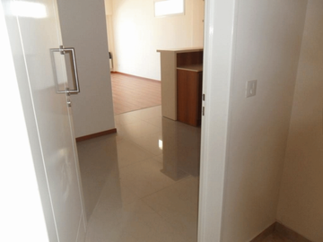 Departamento en Venta en San Cristóbal 2 ambientes 50 m2 + balcón al contrafrente, edificio con amenities, bajas expensas - Av Independencia 2200