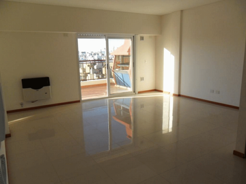 Departamento en Venta en San Cristóbal 2 ambientes 50 m2 + balcón al contrafrente, edificio con amenities, bajas expensas - Av Independencia 2200