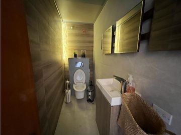 Venta de Casa con Piscina  en Altos del Golf