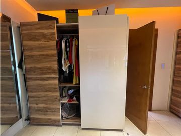 Venta de Casa con Piscina  en Altos del Golf