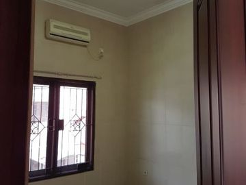 Dijual Rumah SHM Lokasi Babatan Pantai Utara, Surabaya