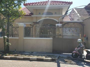 Rumah Babatan Pratama STRATEGIS, FULL RENOV