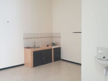 Rumah Babatan Pratama STRATEGIS, FULL RENOV