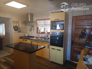 Vendo hermosa casa fundo loreto140mt2 5005 mt2 terreno 4D3B