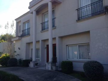 Casa en Venta en Barrio Cerrado El Recodo