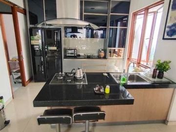 DIJUAL CEPAT FURNISHED RUMAH MEWAH MODERN MINIMALIS DI PERUMAHAN ELITE KOTA WISATA CIBUBUR