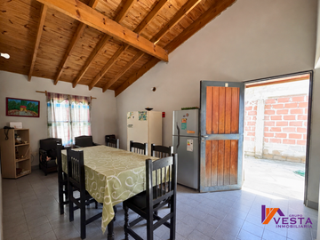 BARRIO PINARES-CASA-VENTA-ZONA SURESTE-CERRILLOS-SALTA