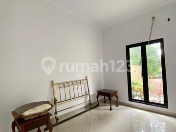 Brand New Rumah Siap Huni di Lebak Bulus Dekat Ke Mrt