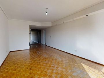 VENTA  SEMIPISO 120 mt.2 -  4 ambientes con dependencia- COCHERA - ALMAGRO