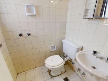VENTA  SEMIPISO 120 mt.2 -  4 ambientes con dependencia- COCHERA - ALMAGRO
