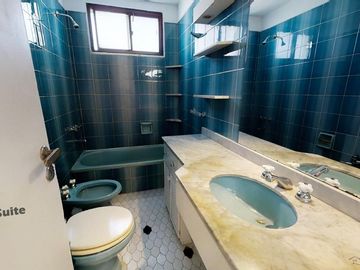 VENTA  SEMIPISO 120 mt.2 -  4 ambientes con dependencia- COCHERA - ALMAGRO