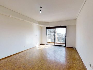 VENTA  SEMIPISO 120 mt.2 -  4 ambientes con dependencia- COCHERA - ALMAGRO