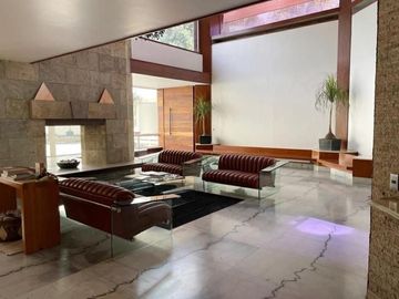 Hermosa casa en venta, Pedernal Jardines del Pedregal.