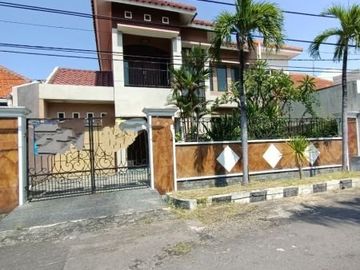 DIJUAL Rumah Nginden Intan - BARU DICAT ; KOSONGAN
