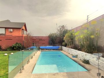 Casa en Venta en Peñalolén